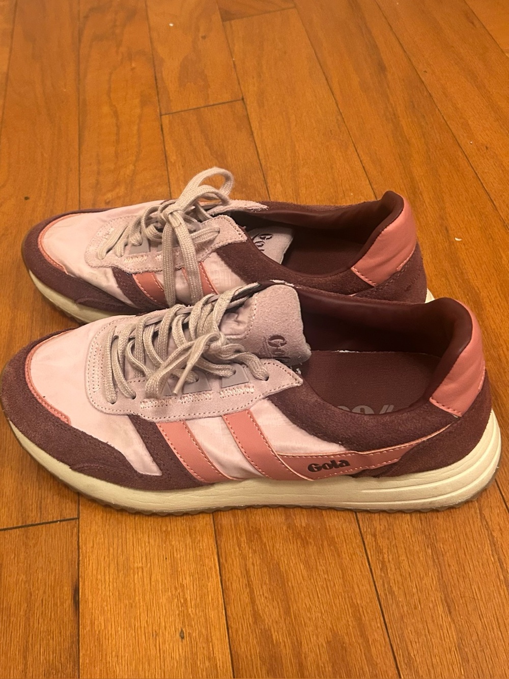 Gola Women's Retro Runner Sneaker in Plum & Dusty Pink - Picture 6 of 12